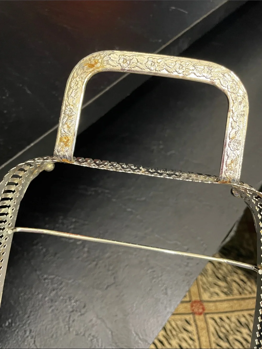 Vintage-Style Serving Cradle with Lid - Home Kitchen Decor- Great Patina 2pc